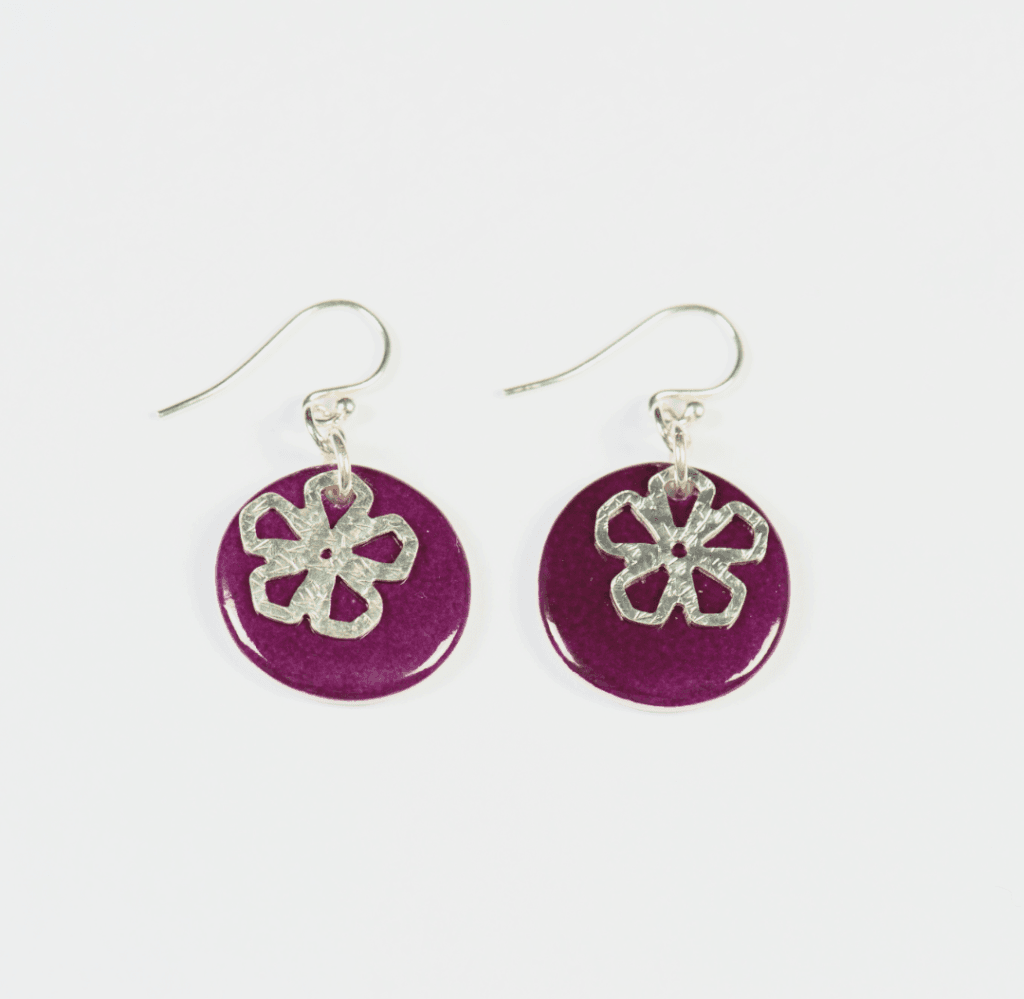 créoles médaillon en porcelaine émaillée et argent, avec détails en argent travaillé Diane. Rondes en porcelaine rouge pour cadeau à offrir, apprêt en argent - Créations Blanc Porcelaine