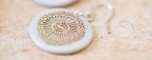 Boutique artisanale de bijoux en Porcelaine