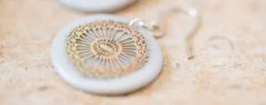 Boutique artisanale de bijoux en Porcelaine