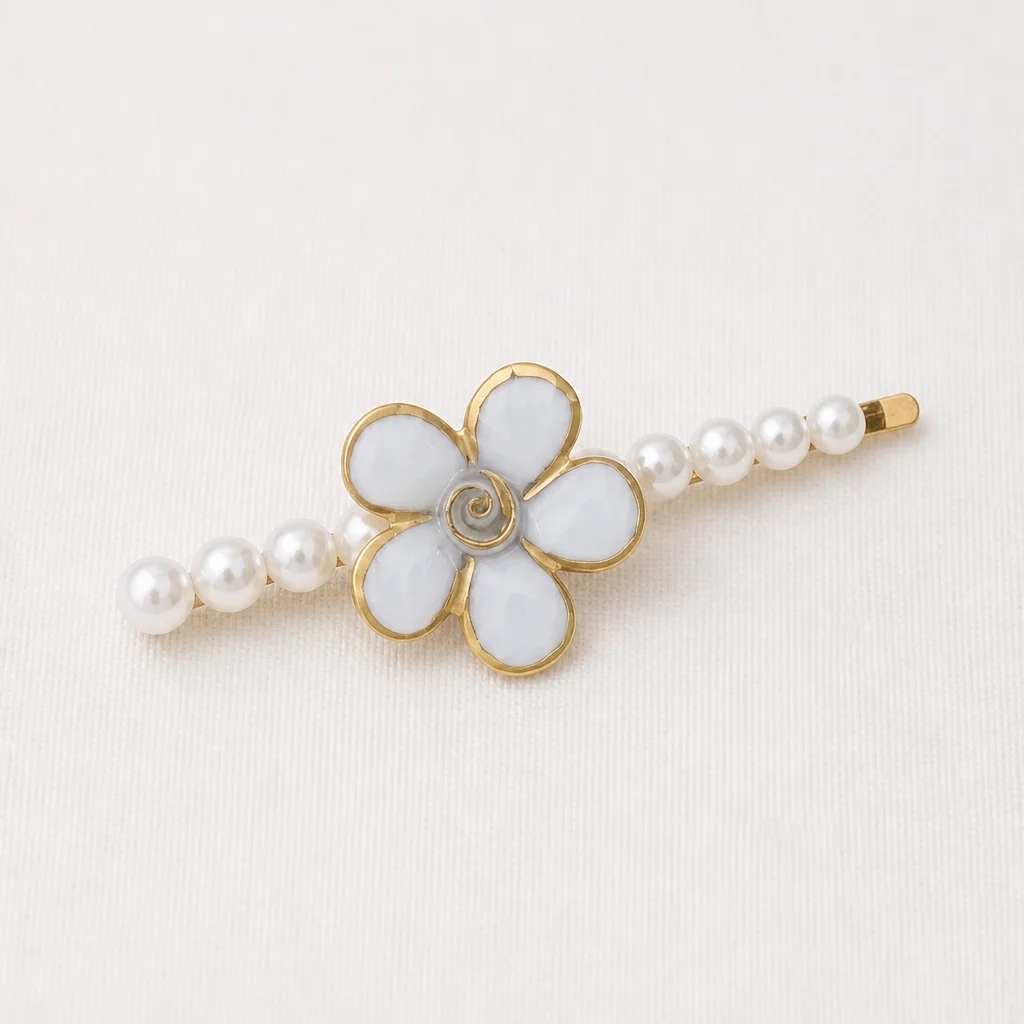 Barrette de cheveux de mariage Églantine, porcelaine et Or 1 Barrette de cheveux de mariage Églantine en porcelaine peinte